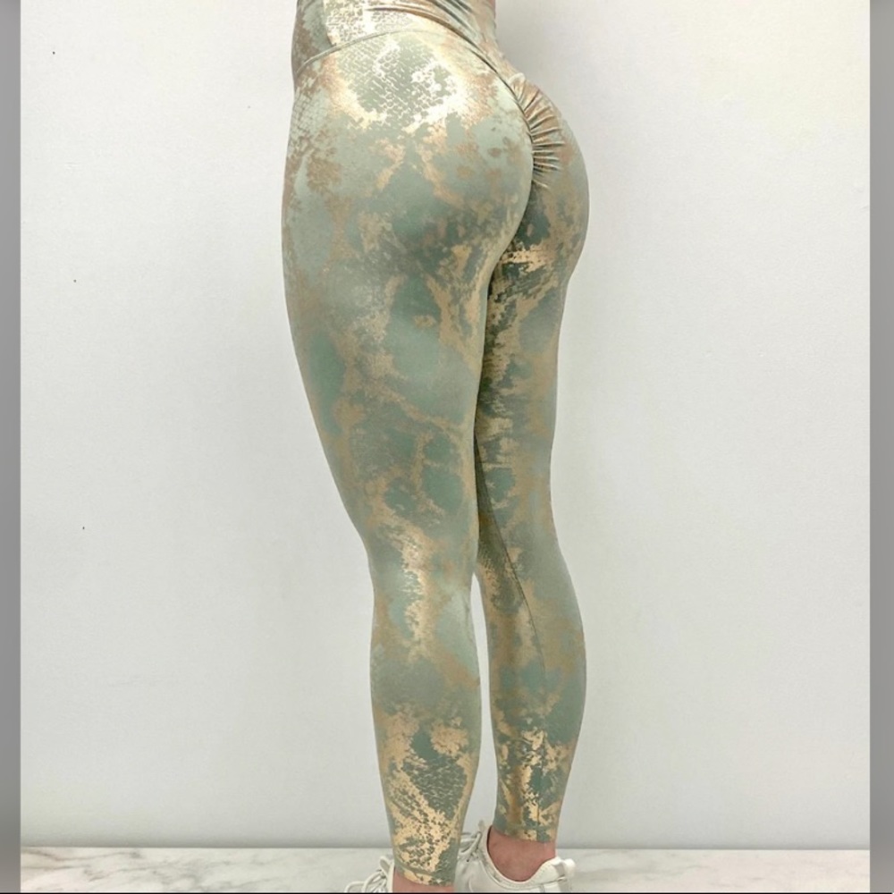 Astoria LUXE METALLIC Series Legging - Taupe Green